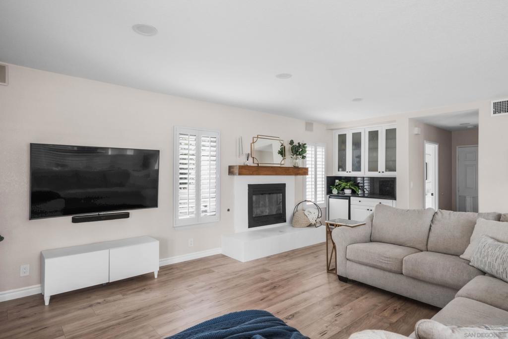 MLS #250036684SD image #8