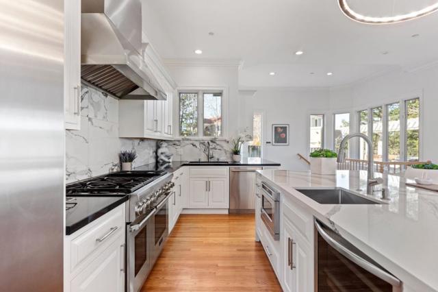 2496 Butternut Drive, Hillsborough CA: https://media.crmls.org/mediaz/5817f122-de2e-419e-b0c8-b4aebbf30e13.jpg