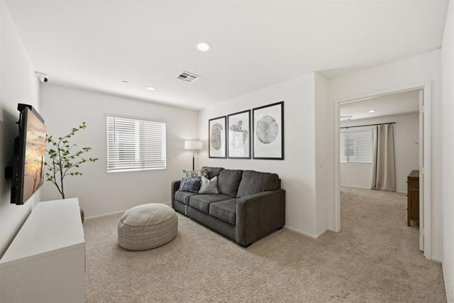 5616 Daybreak Way, Bonsall CA: https://media.crmls.org/mediaz/5819129a-7cb5-47f7-b0fc-05c46de59dc4.jpg