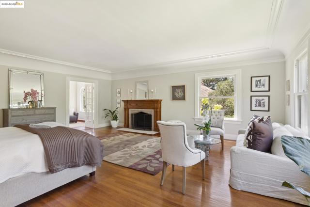 22 Sea View Ave, Piedmont CA: https://media.crmls.org/mediaz/581912ee-1cb0-4e68-8bcc-cc9e7323f66f.jpg