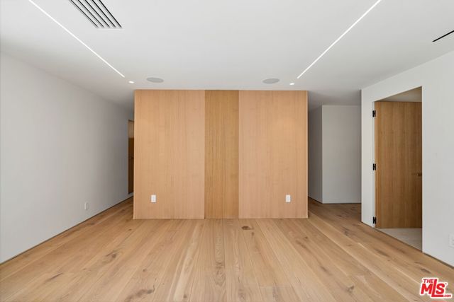 Drew Fenton | 2501 Banyan Drive Los Angeles CA | MLS: 7450499 Drew Fenton | 2501 Banyan Drive Los Angeles CA | MLS: 7450499
