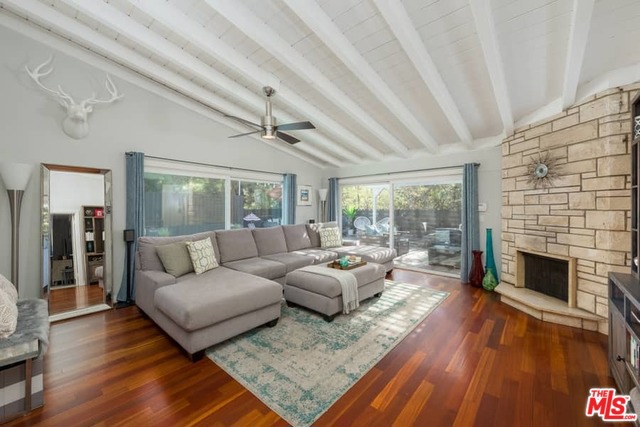 3525 LAURELVALE Drive