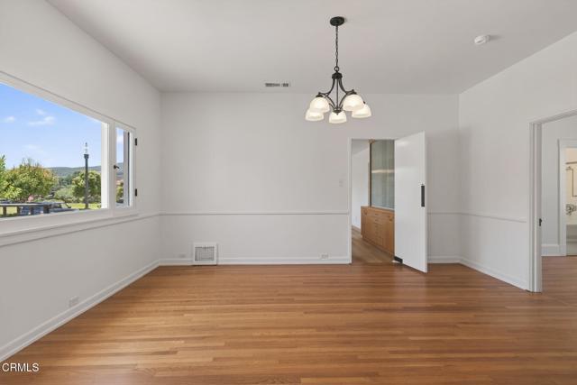 181 197 Klamath Street, Ventura CA: https://media.crmls.org/mediaz/58199024-143c-4f2a-8a28-c149f611fd02.jpg