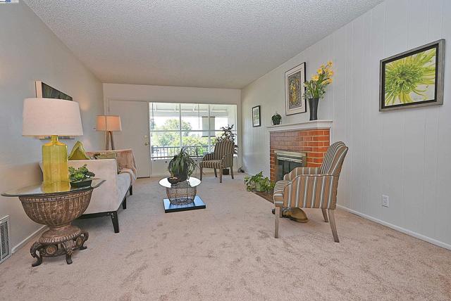 4248 Mabel Avenue, Castro Valley CA: https://media.crmls.org/mediaz/5819d598-b47c-482b-874e-9da61cb71529.jpg