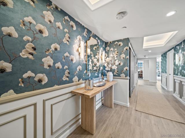 Image 25 of 60 For 1750 Avenida Del Mundo  404