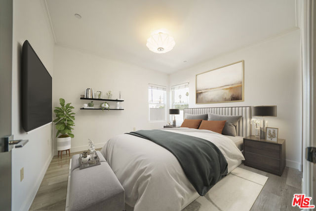 970 S St Andrews Place, Los Angeles CA: https://media.crmls.org/mediaz/581b3f45-f36b-4302-982a-b1ed197d9fba.jpg