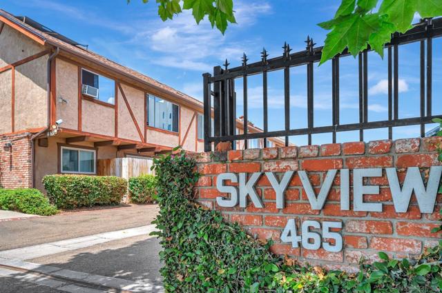 465 Fourth Ave, Chula Vista CA: https://media.crmls.org/mediaz/581bdb32-8ab7-414d-b84a-14d6ce1f3a7b.jpg