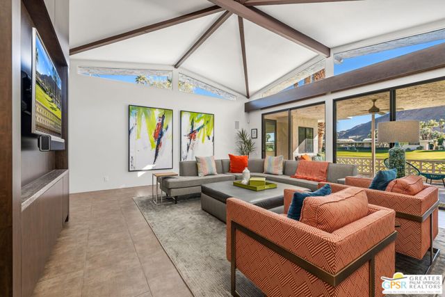 2420 Paseo Del Rey, Palm Springs CA: https://media.crmls.org/mediaz/581cd7ca-aa2b-47f7-8f8c-18a773f0692f.jpg