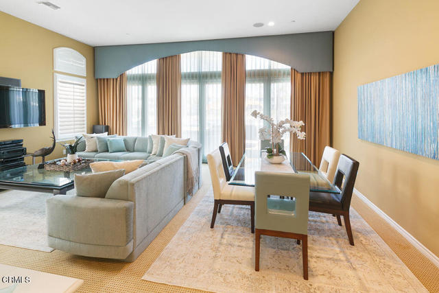 1464 Twin Tides Place, Oxnard CA: https://media.crmls.org/mediaz/581cf657-b185-4a4f-9a7a-ff67d0d184f8.jpg