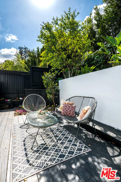 3137 Lindo Street, Los Angeles CA: https://media.crmls.org/mediaz/581df7bc-2a74-4373-91e0-5e6bc69da95b.jpg