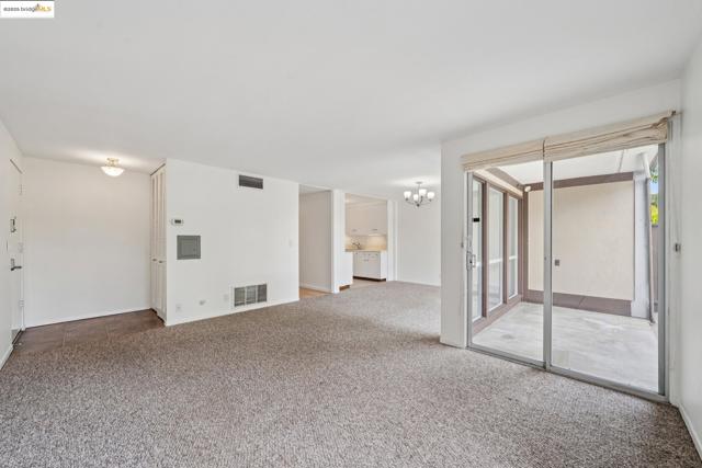 3 Forest Lane, San Rafael CA: https://media.crmls.org/mediaz/581e5fa0-5d8b-4396-8d52-29c5ac7dd63b.jpg