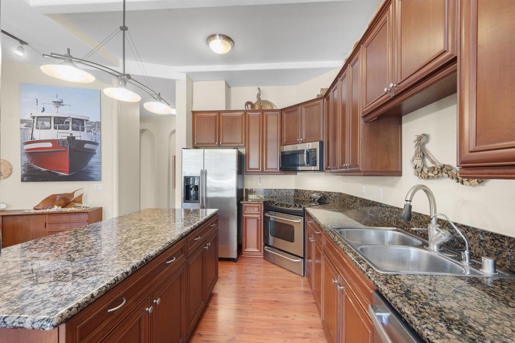 1021 Scott - photo 14
