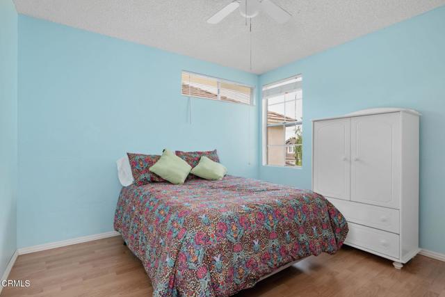 11998 Bubbling Brook Street, Moorpark CA: https://media.crmls.org/mediaz/581ed7d0-b84f-43f4-bcea-5a18a77d0dac.jpg
