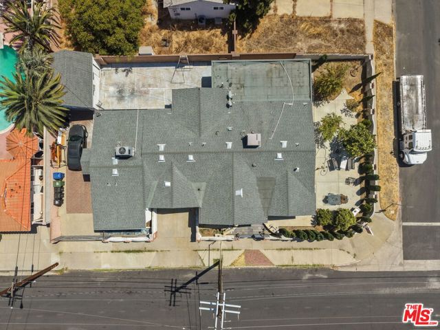 8058 Fulton Avenue photo 39
