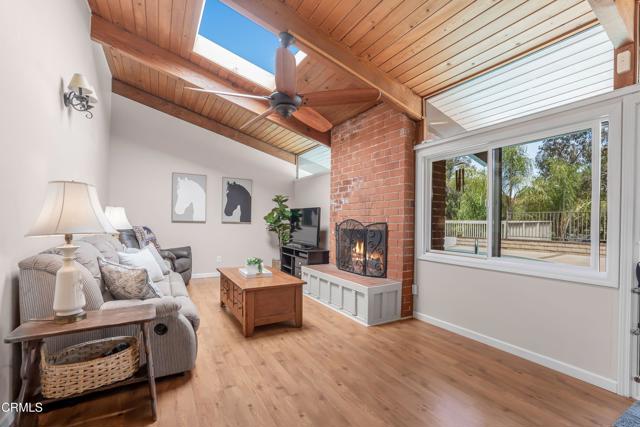 4290 Aspen Lane, Somis CA: https://media.crmls.org/mediaz/5820dc87-a7e2-4373-9043-d03201691aa9.jpg