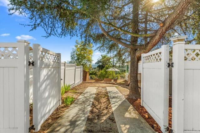 Detail Gallery Image 57 of 65 For 874 Hacienda Dr, El Cajon,  CA 92020 - 5 Beds | 4 Baths