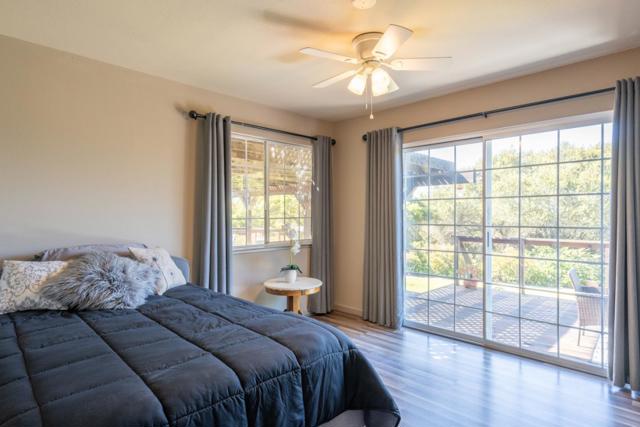 378 Crazy Horse Canyon Road, Salinas CA: https://media.crmls.org/mediaz/58224e55-3944-45c9-9589-0468615c4868.jpg