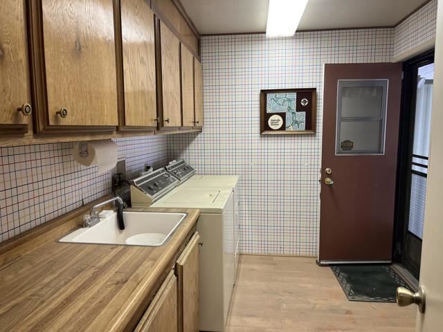 73855 Line Canyon Lane, Palm Desert CA: https://media.crmls.org/mediaz/5822b974-79cf-4029-af3e-efd91eadab3e.jpg