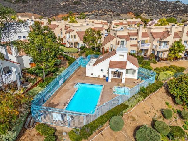 Detail Gallery Image 35 of 41 For 12003 Calle De Leon #3,  El Cajon,  CA 92019 - 2 Beds | 2/1 Baths