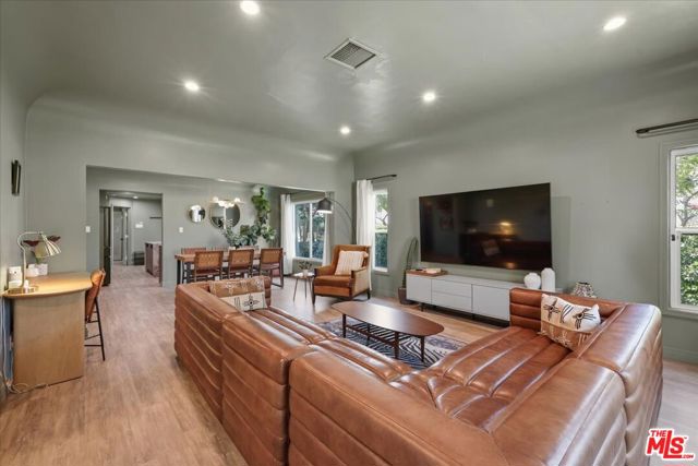 1903 S Primrose Avenue, Alhambra CA: https://media.crmls.org/mediaz/582341ab-44b3-4e58-8aa4-33a4a8c53609.jpg