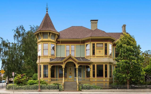 603 Mission Street, Santa Cruz CA: https://media.crmls.org/mediaz/58252933-279a-4463-af03-36525cd3e96a.jpg
