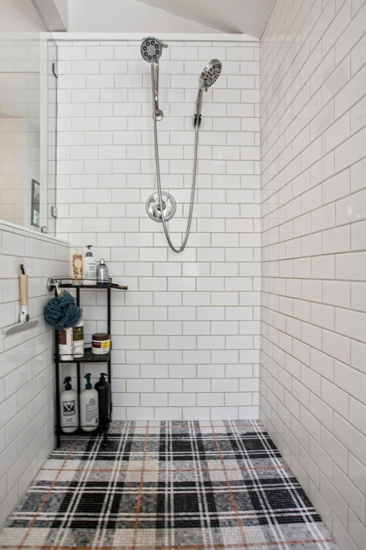 https://media.crmls.org/mediaz/5825caed-22b4-4263-8407-4fec62d90220.jpg?preset=X-Large