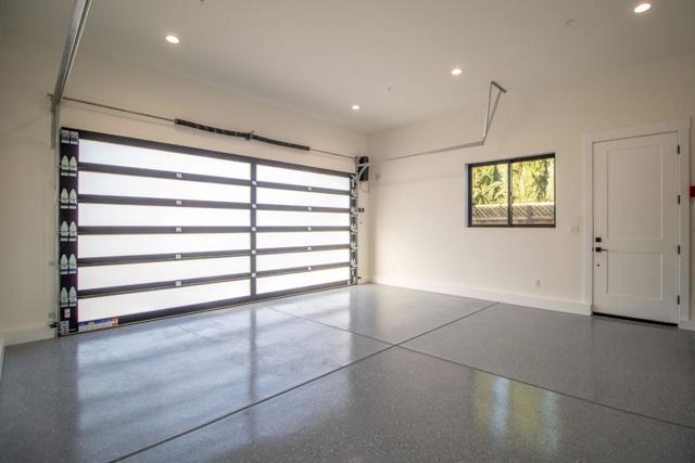 12536 Paseo Flores, Saratoga CA: https://media.crmls.org/mediaz/58283782-1187-4ef9-8072-0e24f8982e94.jpg