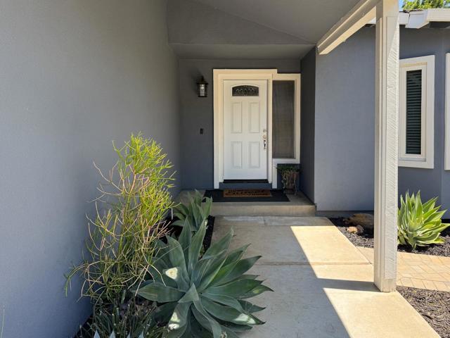 15120 Venetian Way, Morgan Hill CA: https://media.crmls.org/mediaz/582879f5-46f9-4bc0-b588-56ce3b45c01d.jpg