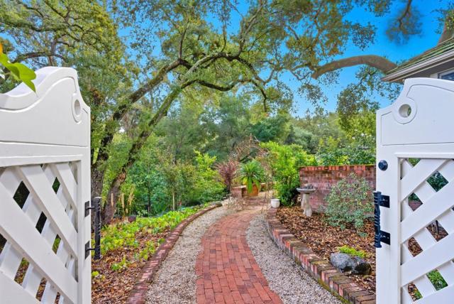 120 Oak Meadow Drive, Los Gatos CA: https://media.crmls.org/mediaz/5828e680-bf68-489a-bc05-290cf37ec335.jpg