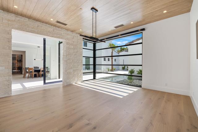 53603 Via Mallorca, La Quinta CA: https://media.crmls.org/mediaz/582ca2c1-5fe3-4b34-89c5-3b6828e035ac.jpg