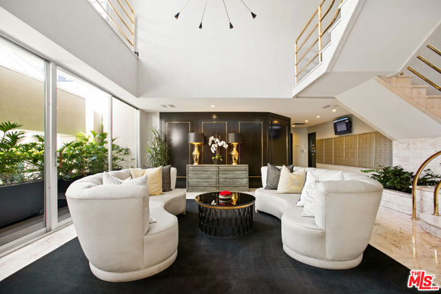 1131 Alta Loma Road, West Hollywood CA: https://media.crmls.org/mediaz/582d1111-4e87-400c-a53d-4841b7c5d04c.jpg
