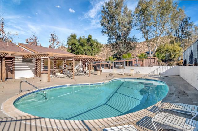 15755 Davis Cup Ln, Ramona CA: https://media.crmls.org/mediaz/582d3f1c-1a7b-48ed-a762-c63e06ab4b04.jpg