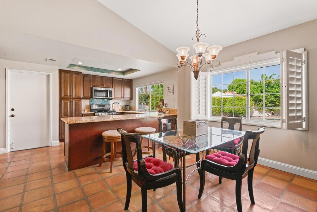 MLS #219138711DA image #6