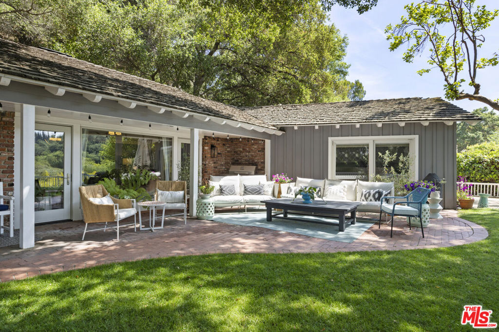 15601 Woodfield PlaceSherman Oaks img 5