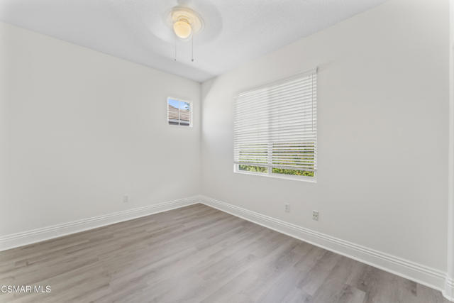 186 Parkside Drive, Simi Valley CA: https://media.crmls.org/mediaz/582f1b1c-a959-4d6e-942e-c908ca55d328.jpg