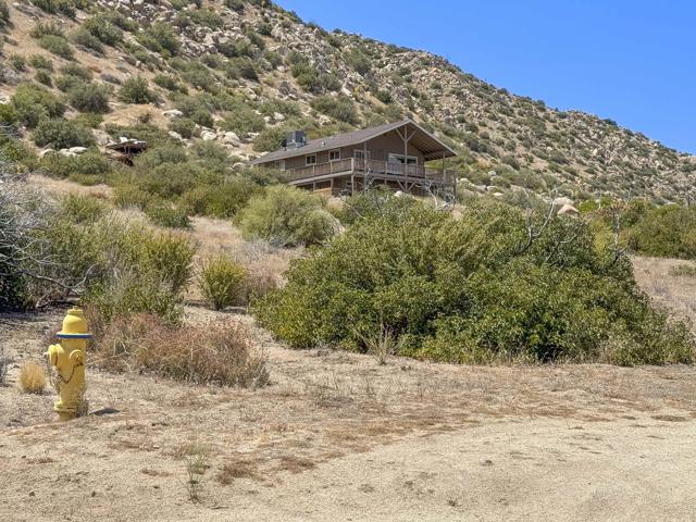 0 Minna Gombell Lane, Pioneertown CA: https://media.crmls.org/mediaz/582f9eec-0ad5-4da4-8c6a-7835953353ac.jpg