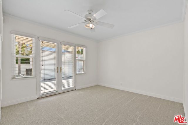 220 S Le Doux Road, Beverly Hills CA: https://media.crmls.org/mediaz/58306071-d7b5-4171-b1e7-fda95f087935.jpg