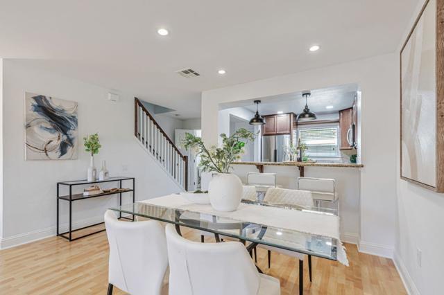 865 Carlisle Way, Sunnyvale CA: https://media.crmls.org/mediaz/5831b747-f1cb-47fc-9635-1cc4128a7487.jpg