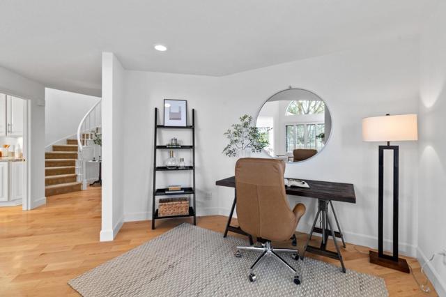 9 Mayflower Lane, San Carlos CA: https://media.crmls.org/mediaz/583270ab-cb5b-42ae-85b3-0353b7985442.jpg