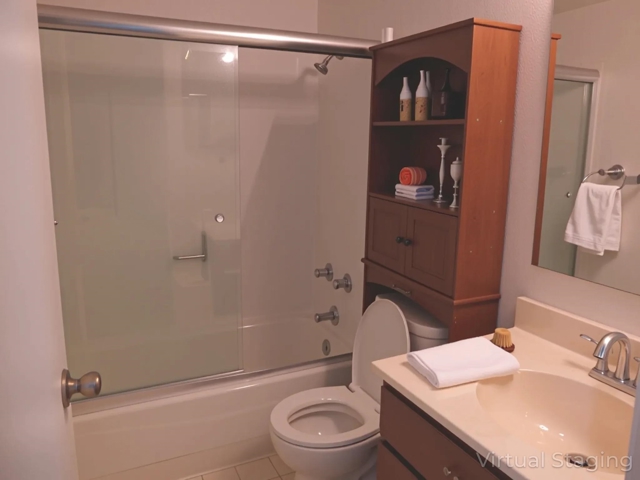 Image 15 of 18 For 1851 Harrison St 13