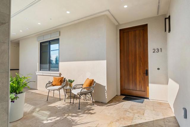 231 Hope Street, Mountain View CA: https://media.crmls.org/mediaz/5833909a-119a-444f-ab7c-9054d79195ba.jpg