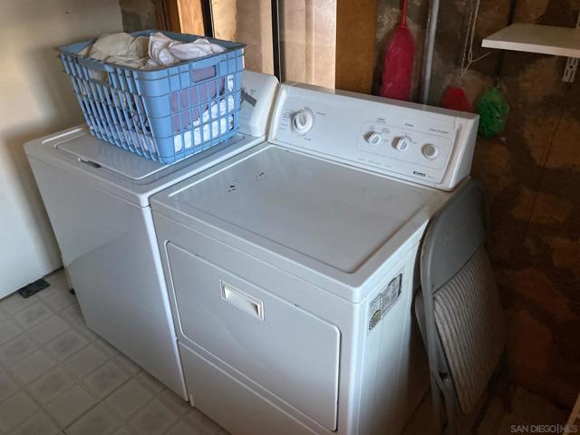 1639 Jewel Valley Rd, Boulevard CA: https://media.crmls.org/mediaz/58339be4-fe06-4498-886e-56102221e01c.jpg
