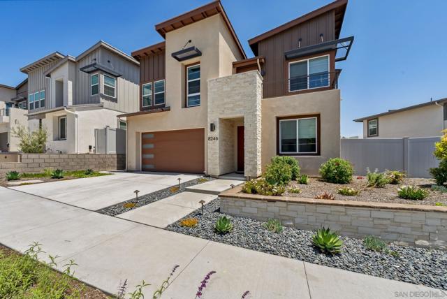 8246 Rose Quartz Cir, San Diego CA: https://media.crmls.org/mediaz/5834bbf1-b8e5-4b92-8290-56e51c115b02.jpg