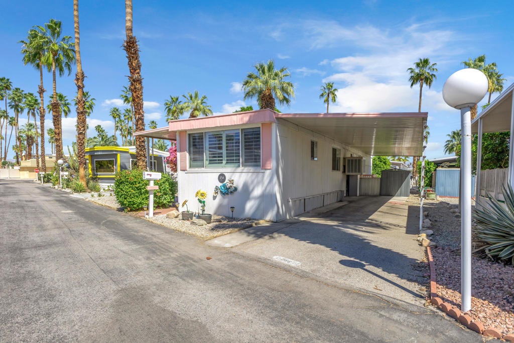MLS #219144986DA image #2