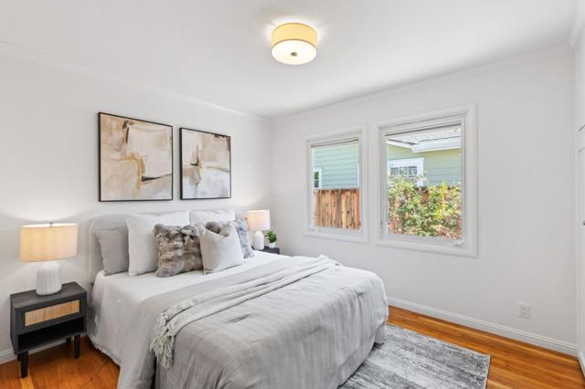 286 Hans Avenue, Mountain View CA: https://media.crmls.org/mediaz/5837f313-3f3f-46e3-b7cc-86c82a46ca1e.jpg