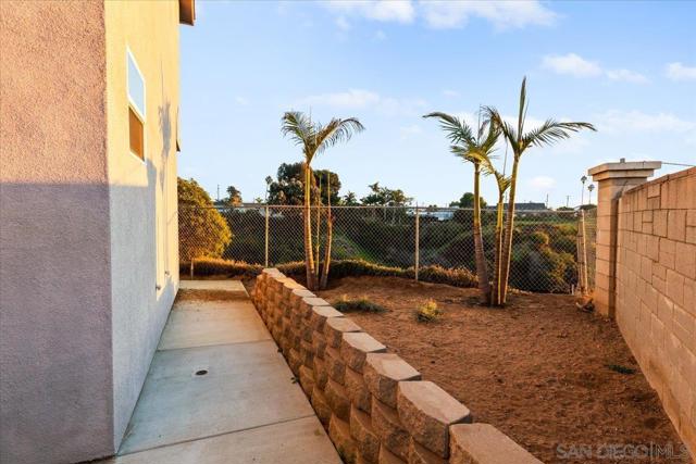 Image 44 of 72 For 4221 Mount Casas Ct