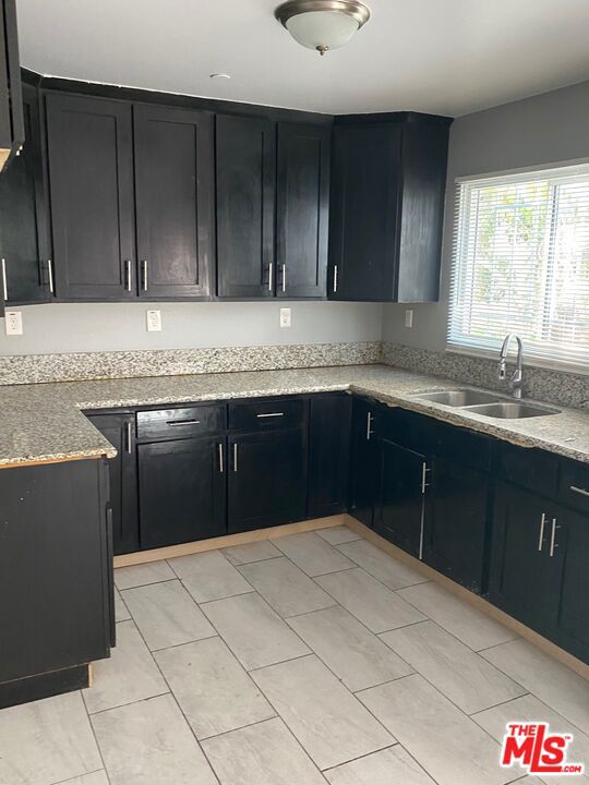 10217 S Grand Avenue, Los Angeles CA: https://media.crmls.org/mediaz/5838af0b-24a5-4152-ad97-e5652eff4a4d.jpg
