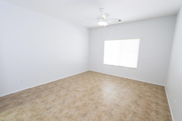 3713 Vista Verde, Palm Springs CA: https://media.crmls.org/mediaz/5838bcb8-75fa-49e3-8619-586dbd201dfb.jpg