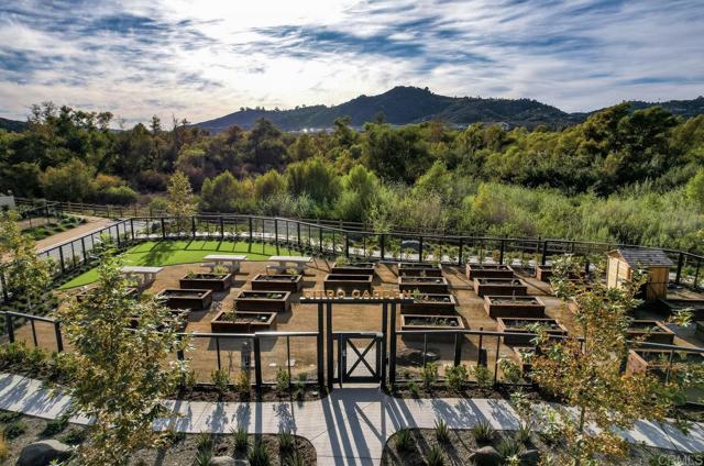 Detail Gallery Image 34 of 38 For 311 Minneola Pl, Fallbrook,  CA 92028 - 3 Beds | 2/1 Baths