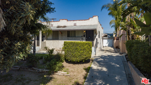 3655 Valleybrink Rd, Los Angeles, CA 90039